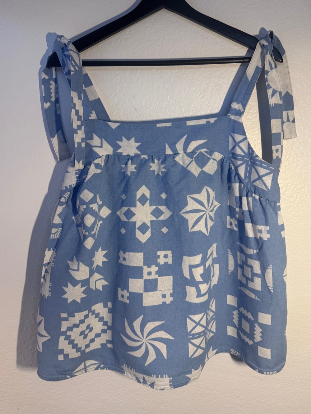 Sonoma | Blue & White Printed Tie-Strap Top| linen blend | L
